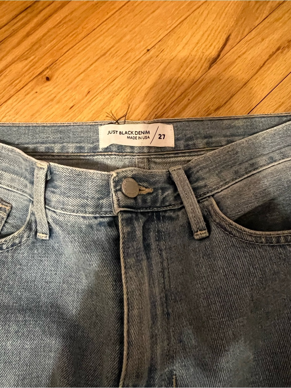 Jeans - Picture 3 of 4